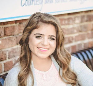 Meet your Posher, Brooke